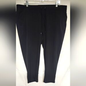 Womens Black Drawstring Capri's